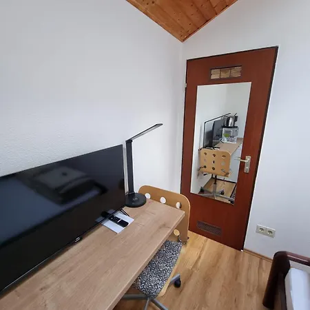 Cozy In Commercial Centre For Two * 安达赫治